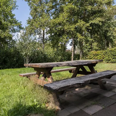 6 - Persoons La Moufflon 124 *