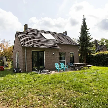 Holiday home 6 - Persoons La Moufflon 124