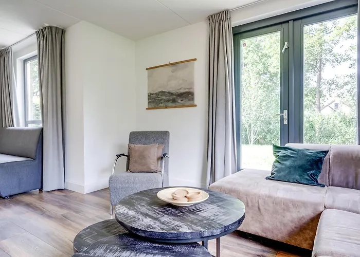 Holiday home 6 - Persoons La Moufflon 124 Ewijk