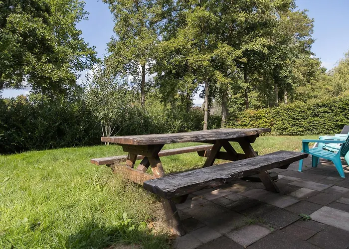 6 - Persoons La Moufflon 124 *